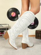 Bota Luna West