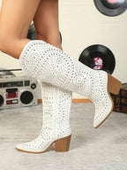 Bota Luna West