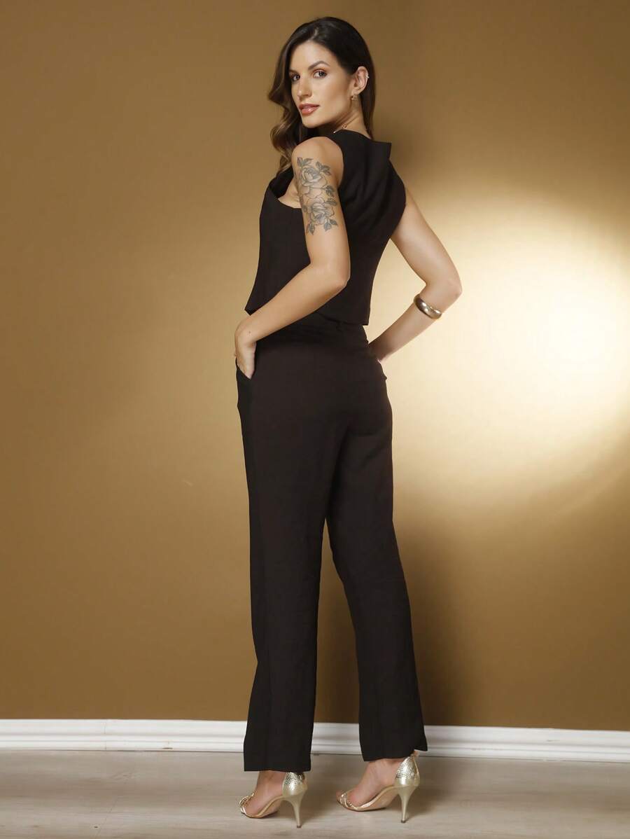 Conjunto Social Feminino com Colete e Calça em Tecido Marrant