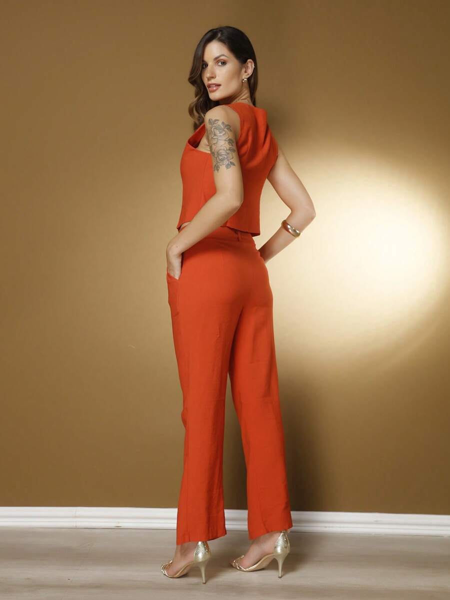 Conjunto Social Feminino com Colete e Calça em Tecido Marrant